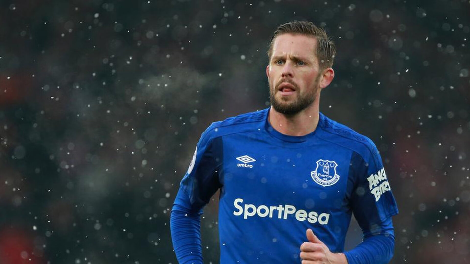 凯尔·查默斯完美入水展现顶尖实力，查尔斯凯恩